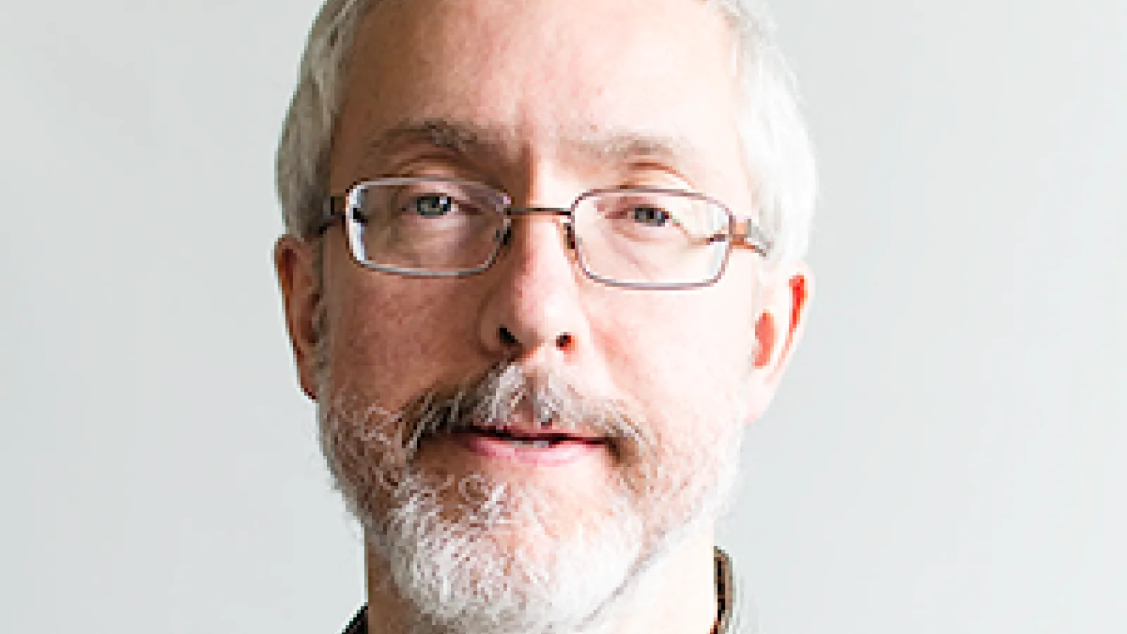 Headshot image of Steven MacEachern
