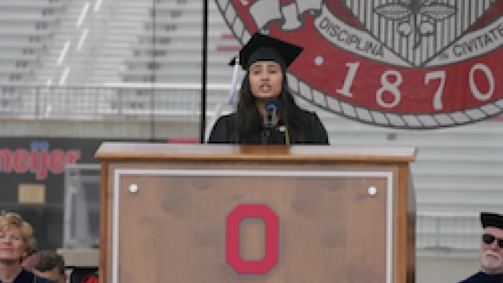Shweta Ambwani speaking at the 2018 Spring Commencement