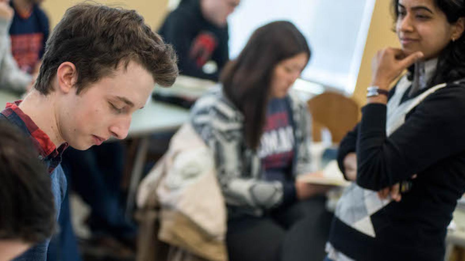 Students participate in a tutoring session.